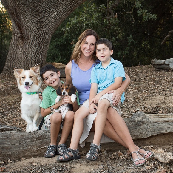 Meet your Posher, Lisa - Picture 1 of 1